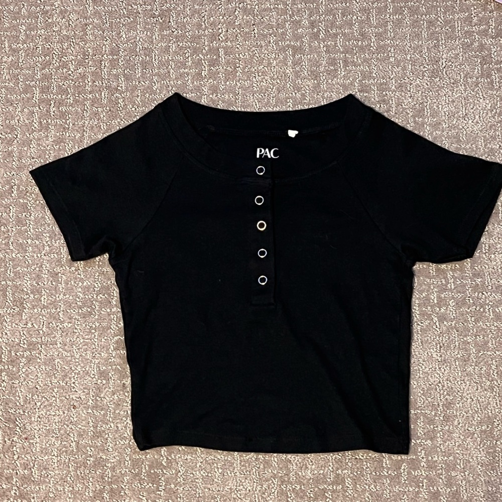 PacSun black crop top